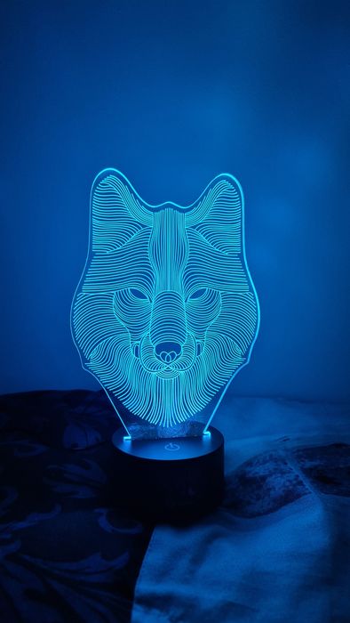 Lampka nocna wilk RGB USB