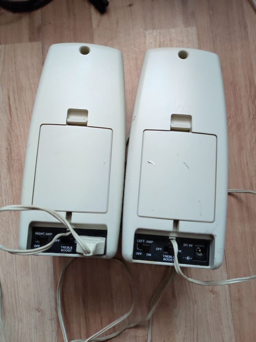 Retro Głośniczki Hi-tech nie testowane