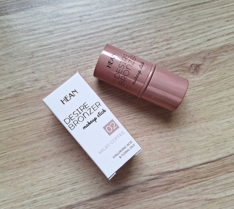 HEAN Bronzer w sztyfcie Desire 02 Milky Coffee