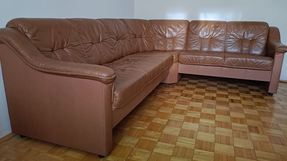 Piękna zadbana kanapa skórzana