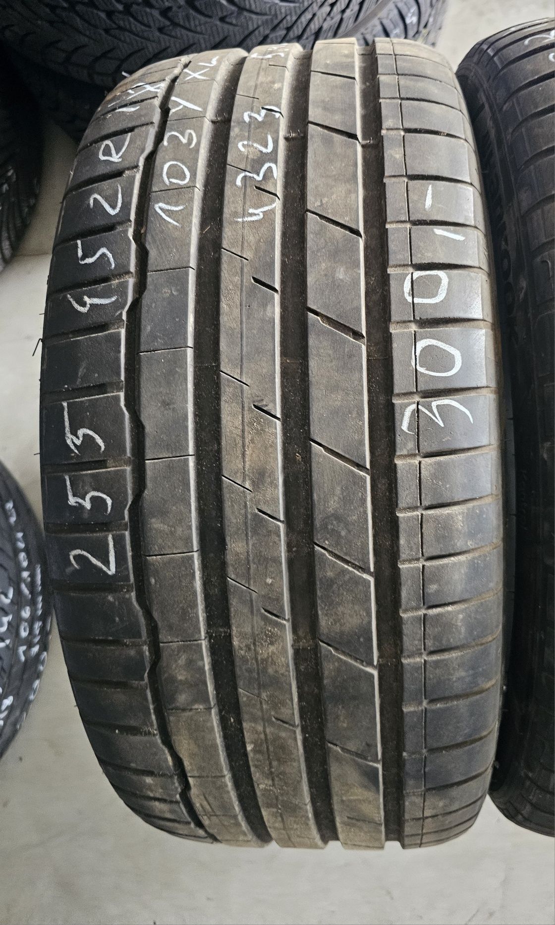 255/45ZR18 Hankook Ventus S1 Evo 3 Lato