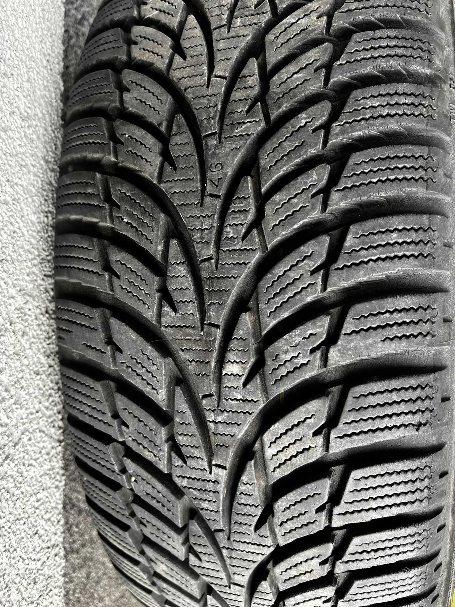 Opony zimowe Nokian 185/60/15