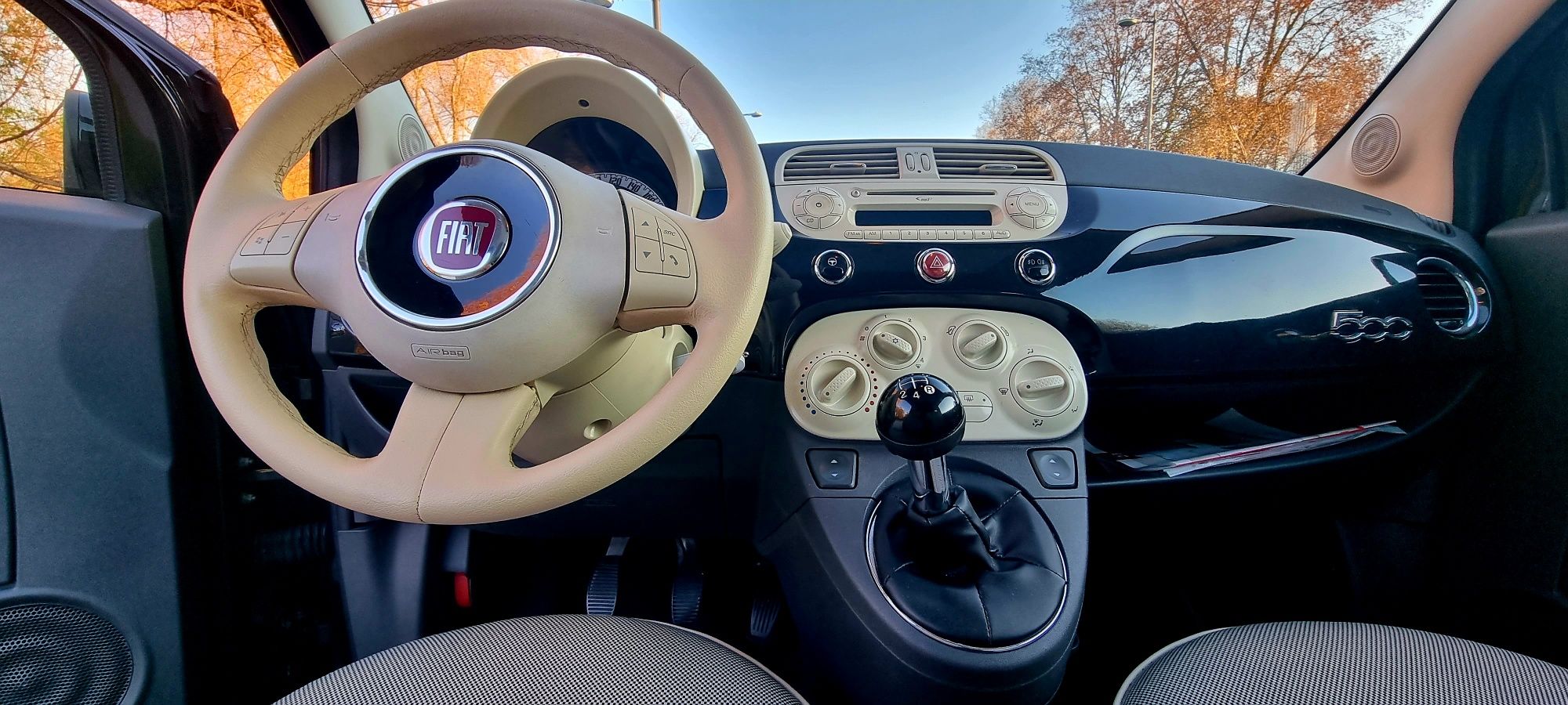 Vendo Fiat 500 de cor preto