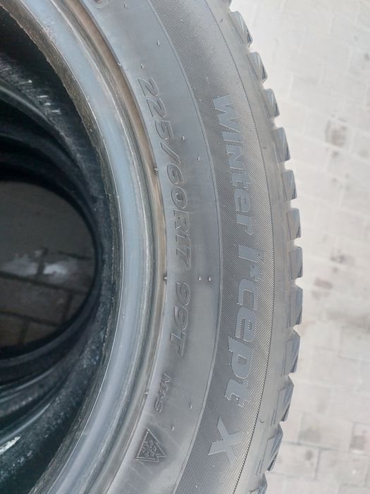 Зимові шини Hankook, 225/60 r17,