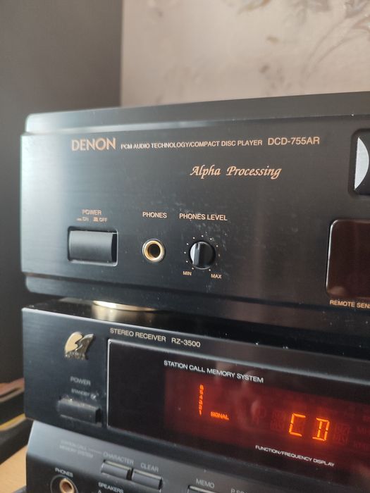 Сиди denon DCD-755AR.