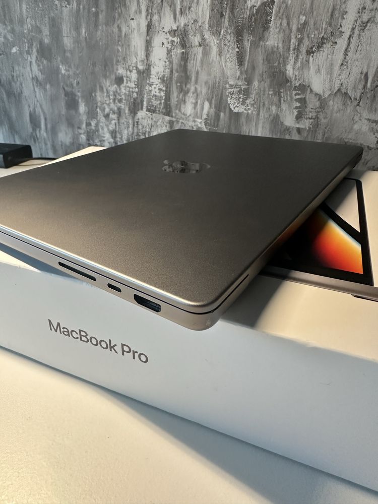 Macbook pro 14” m1 pro