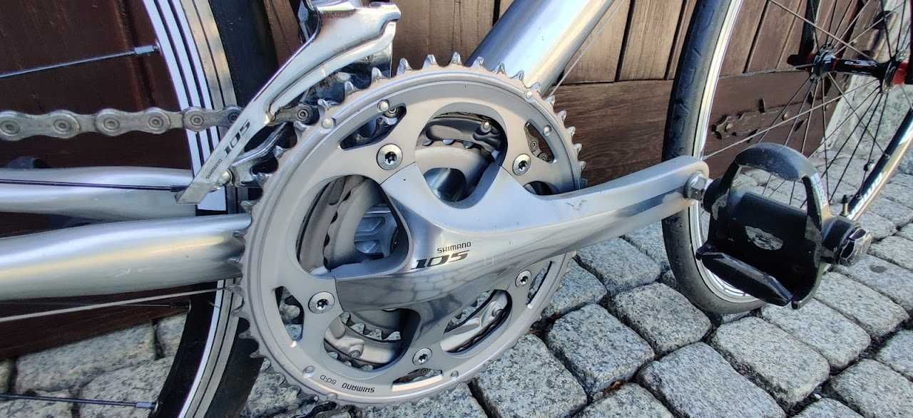 Rower szosowy Shimano 105 , Carbon , Alu rozm. 57 cm