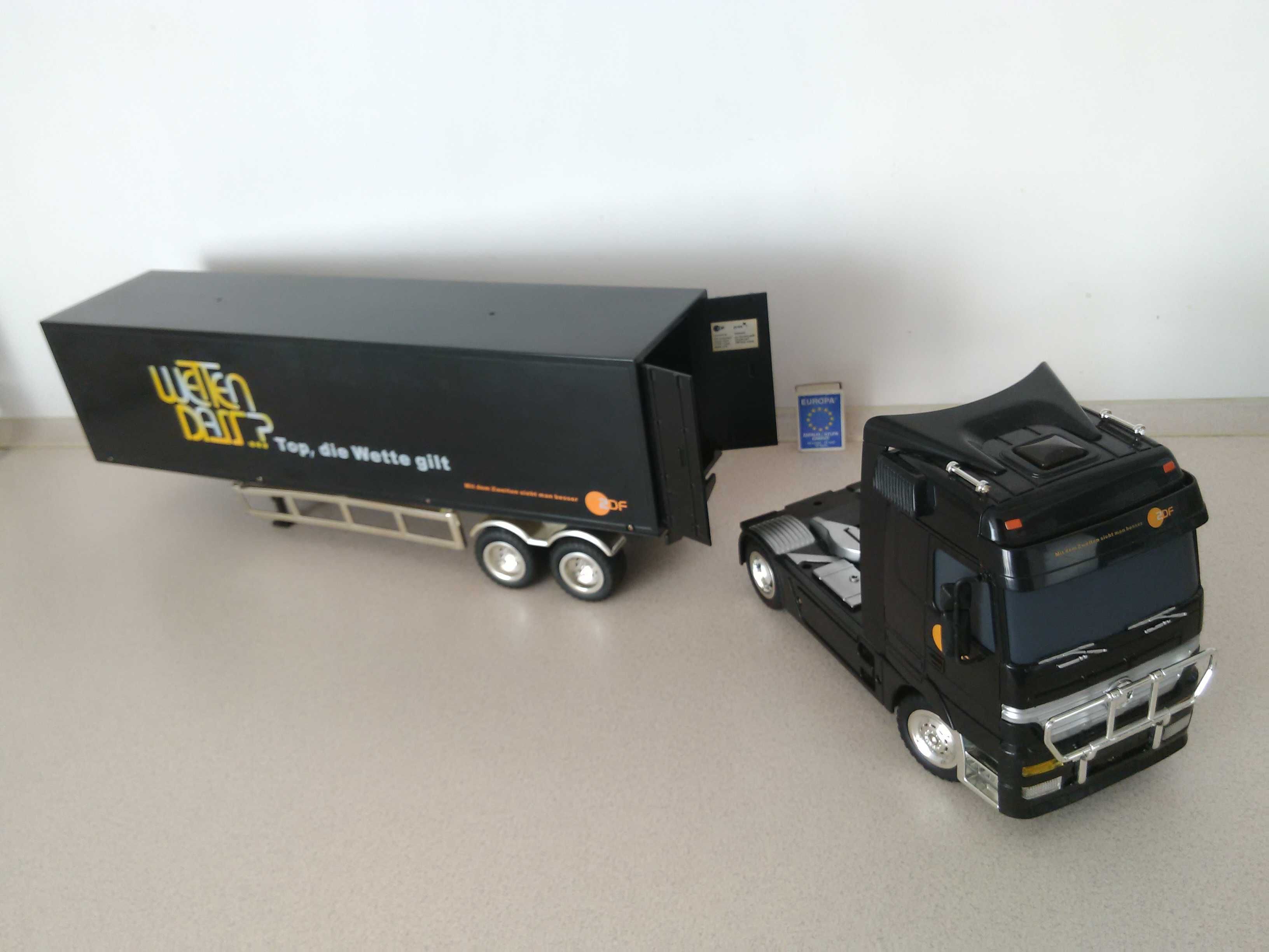 DUŻY model RC TIR Germany 2006 Mercedes Volvo Scania Daf 1:18 naczepa