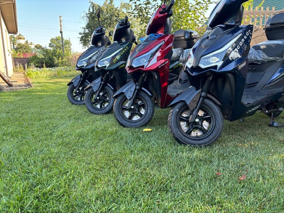 Електроскутер Corso GTS RR Pro 1500W 72V/32Ah батареї ЛІТІЙ-ЗАЛІЗО-ФОС