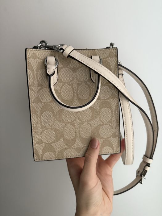 Сумка Coach через плече