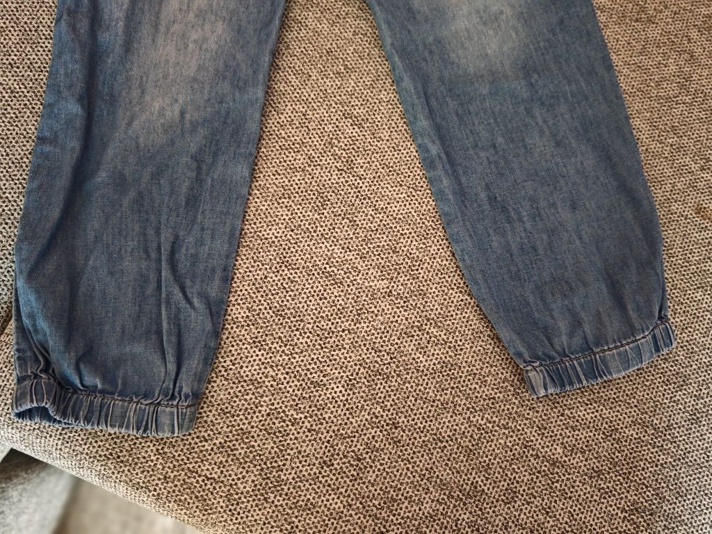 r.110 C denim Kombinezon z materiału a'la jeans dziewczęcy