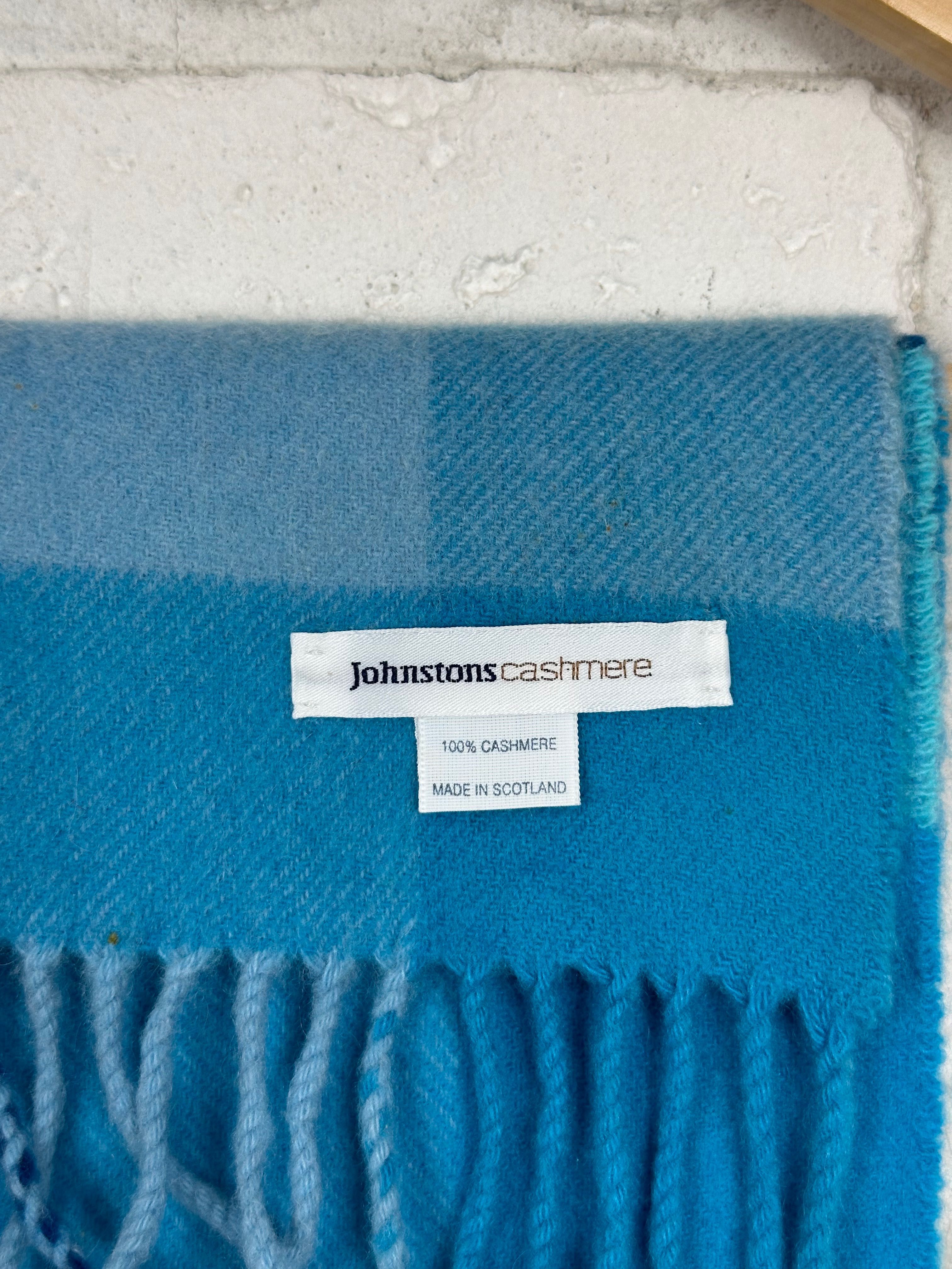 Kaszmirowy szal w kratę Johnstons cashmere