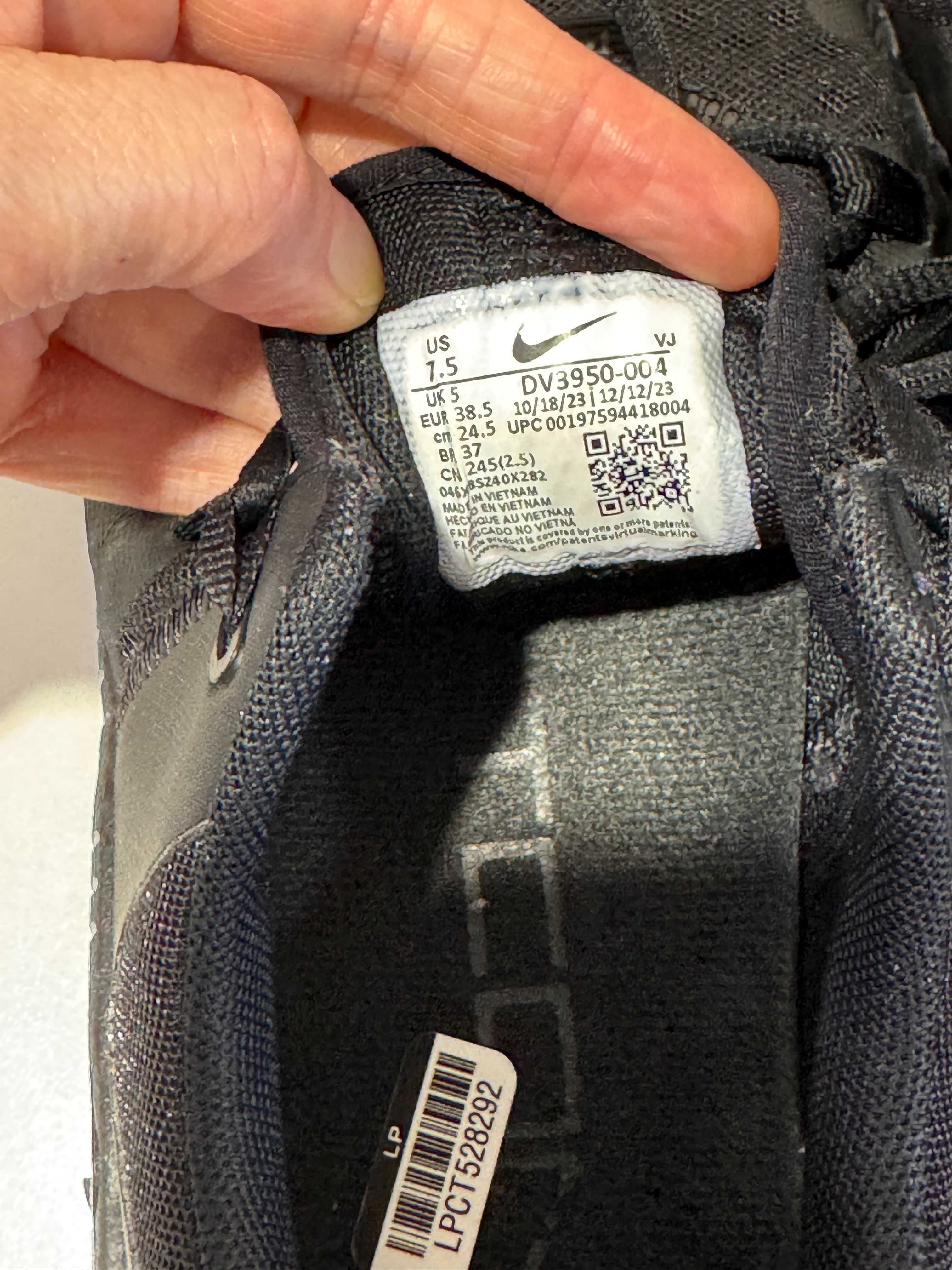 Кросівки тренувальні Nike FREE METCON 5 DV3950-004, 38.5р