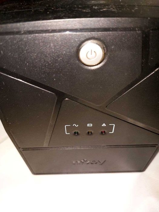 Блок бесперебійного живлення n joy model capacity