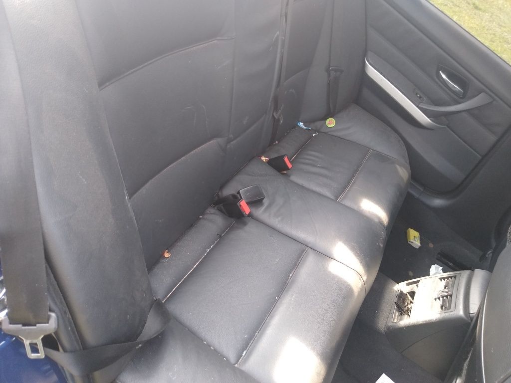 Fotele Wnętrze BMW E90 M-PAKIET GRZANE Komplet fotele kanapa boczki