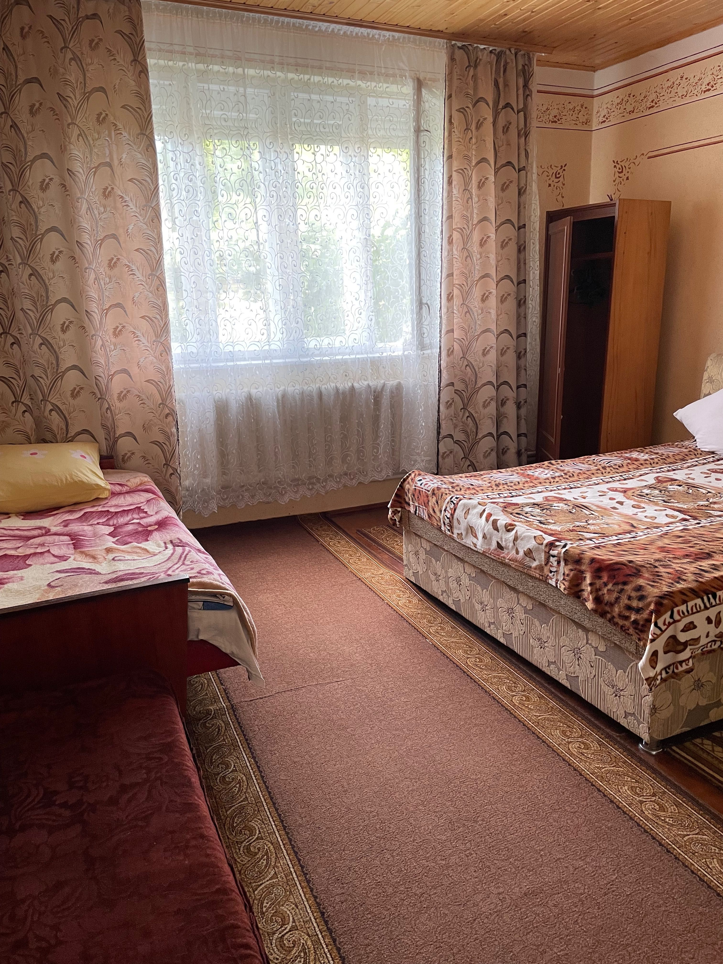Здаємо кімнати зі зручностями с.Велятино 800 м від термальних басейнів