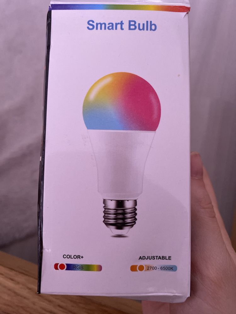Żarówka zmieniajaca kolor Smart Bulb