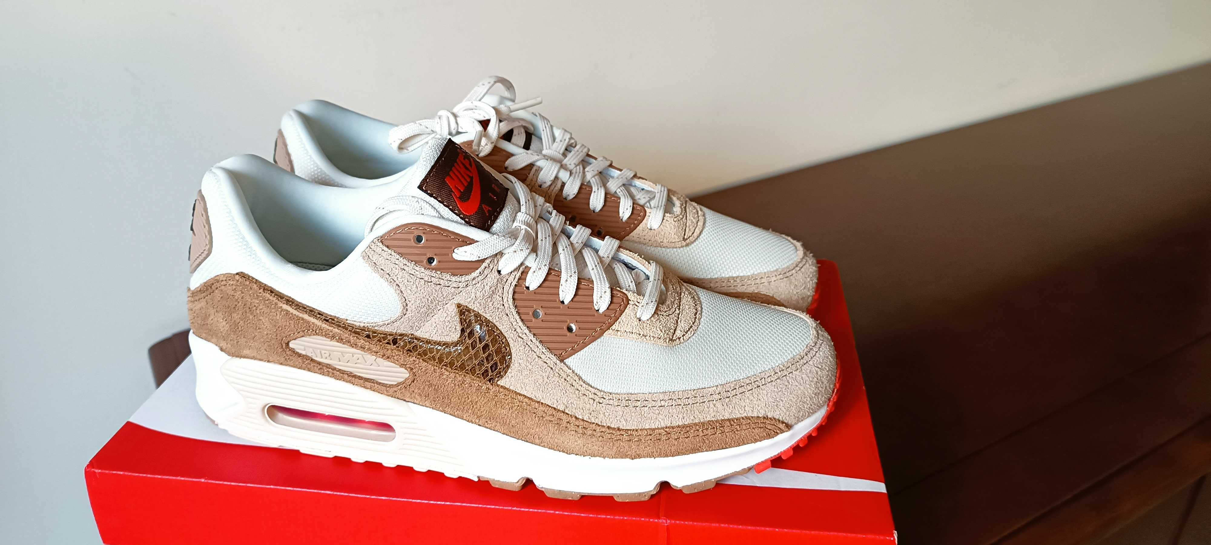 (roz. 44) Nike Air Max 90 SE Pale Ivory Snakeskin Swoosh DX9502,-100