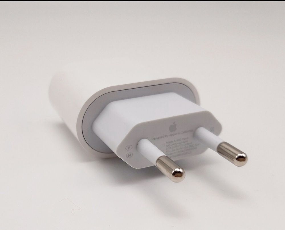 Кабель lightning из комплекта iPhone(айфон), AirPods apple