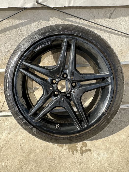 Komplet 4 x Felgi Mercedes Amg Opony Continental 225/40 R18