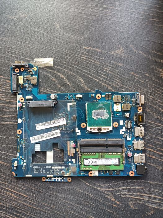 Lenovo G500 Płyta główna model La-9632P
laptopa Lenovo laptopa