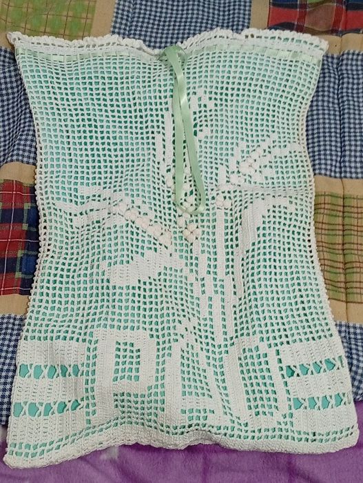 Conjunto de peças em Rendas feitas a mao