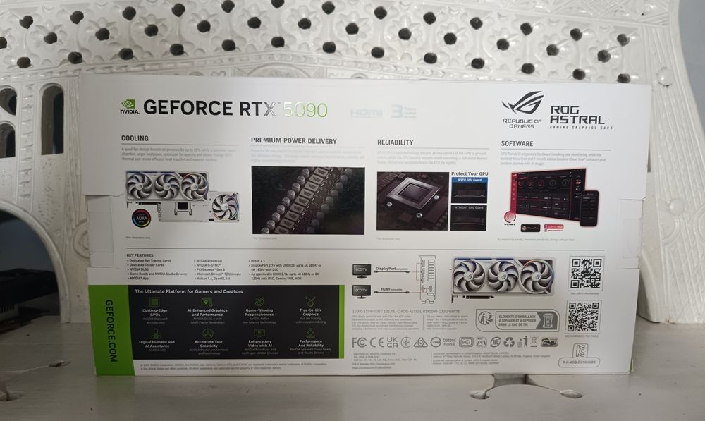 ASUS ROG WHITE Astral OC RTX 5090 32G - selada, garantia