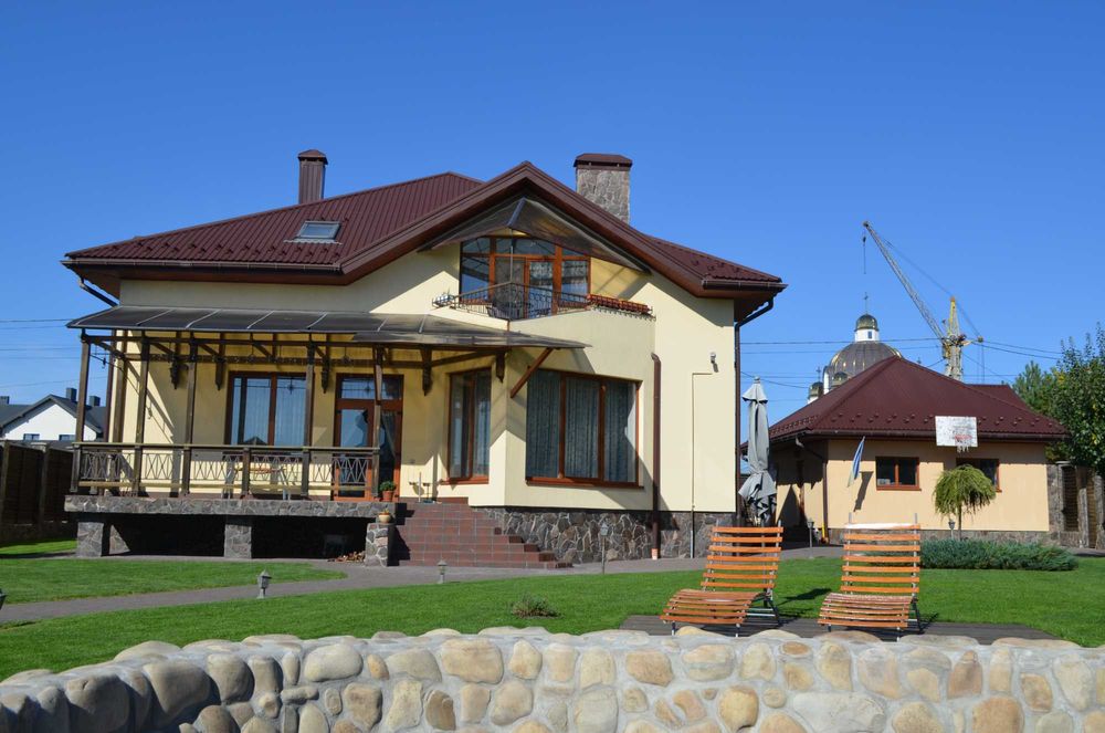 Будинок в Солонці власник