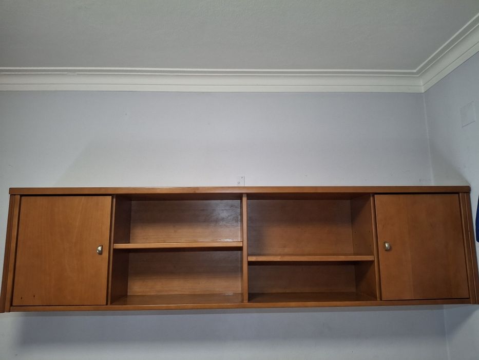Movel de parede com gavetas de cerejeira