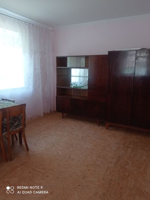 Продам будинок та 40 соток землі по ціні секції в гуртожитку