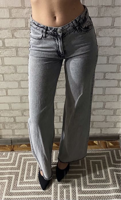 Джинсы серые женские