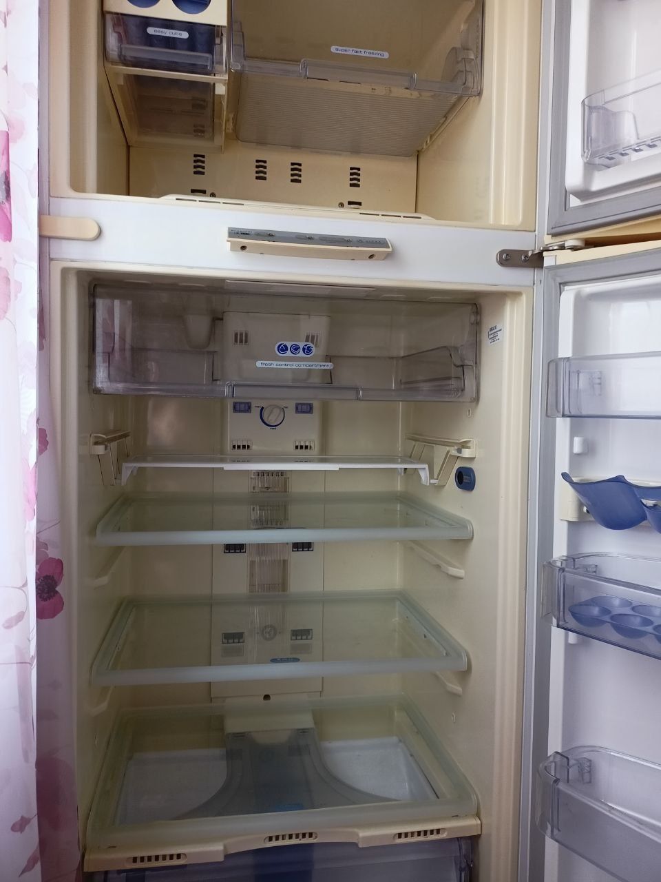 холодильник Whilpool