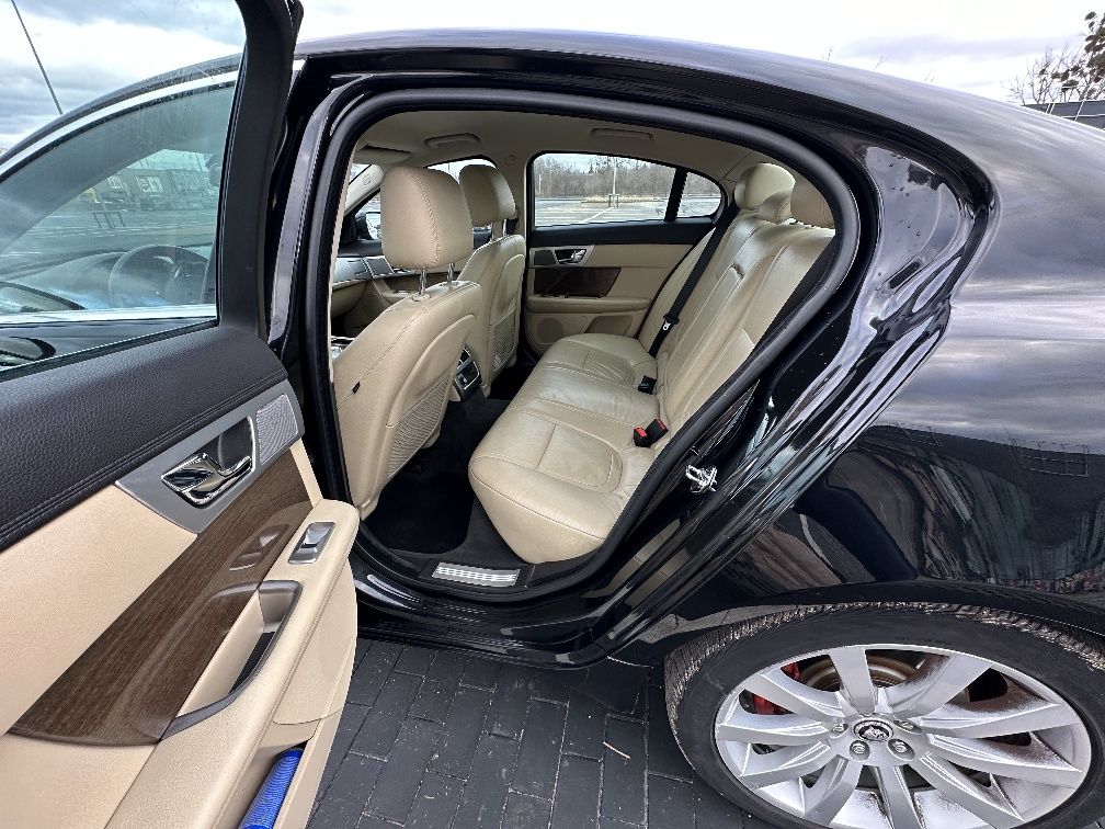 Jaguar xf 3.0sc 340km 4x4