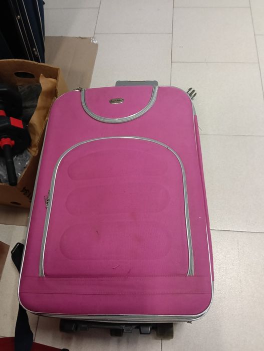 Malas de viagem usadas