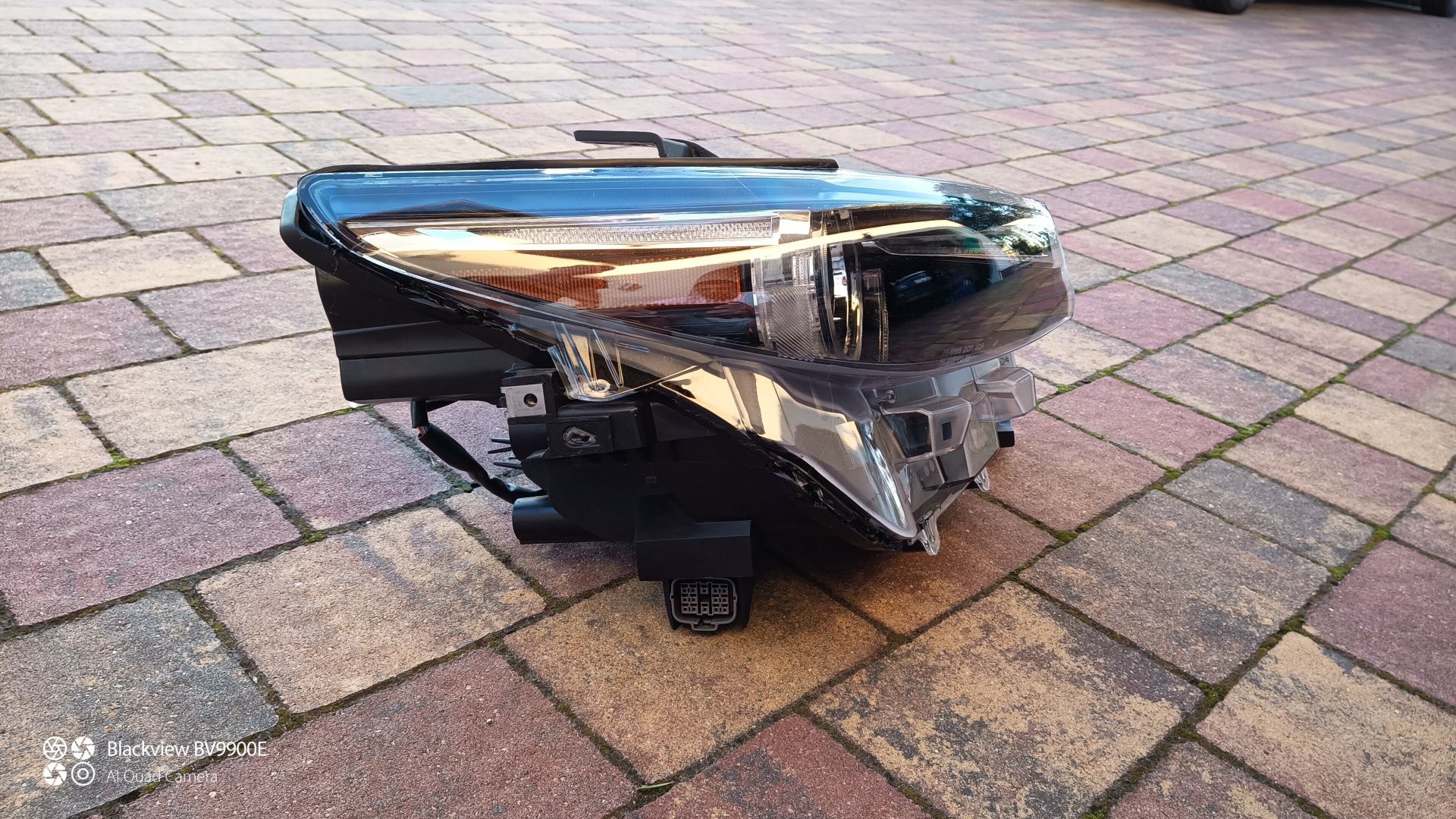 Mazda CX9 prawa lampa przód full led