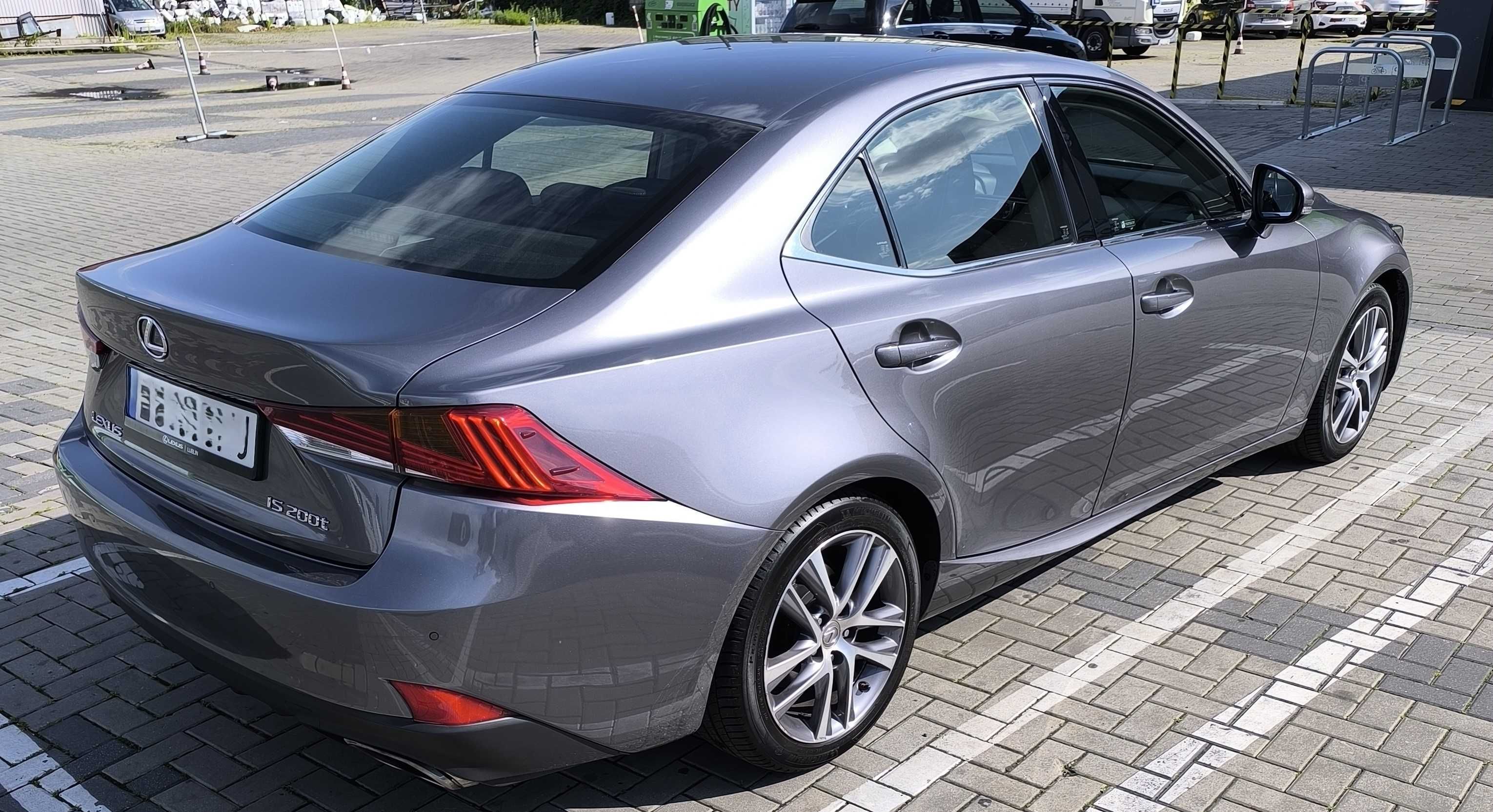 Lexus is 200t - sprzedam