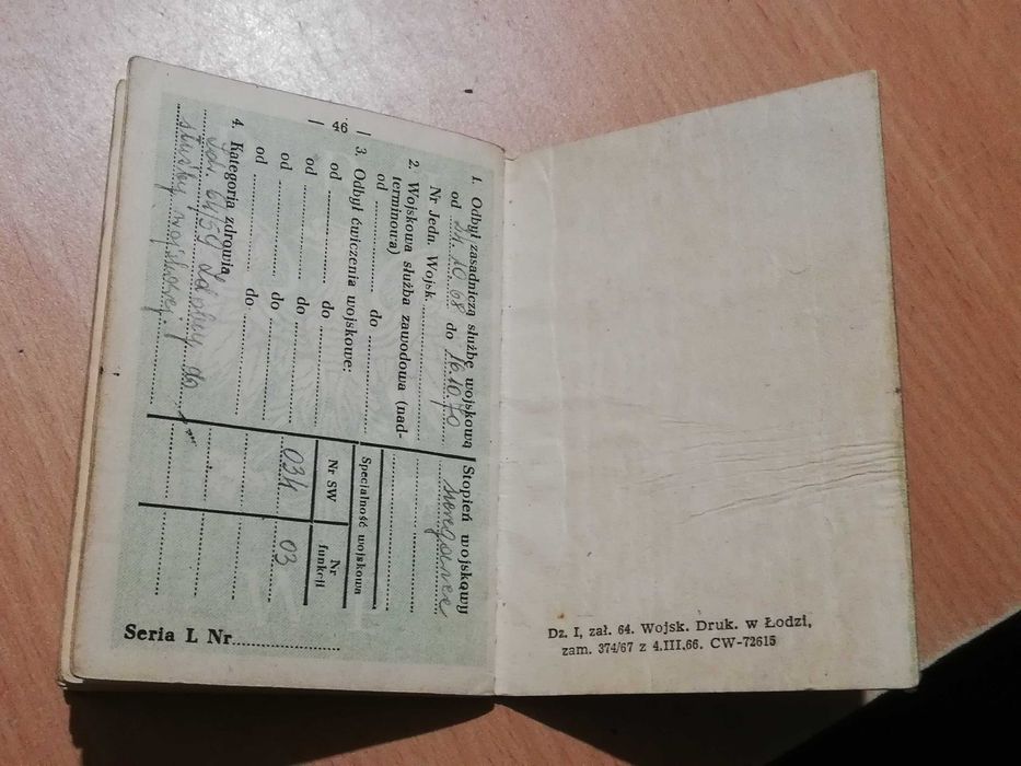Stara książeczka wojskowa PRL 1972 rok