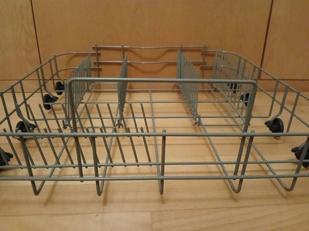 Cesto máquina lavar loiça