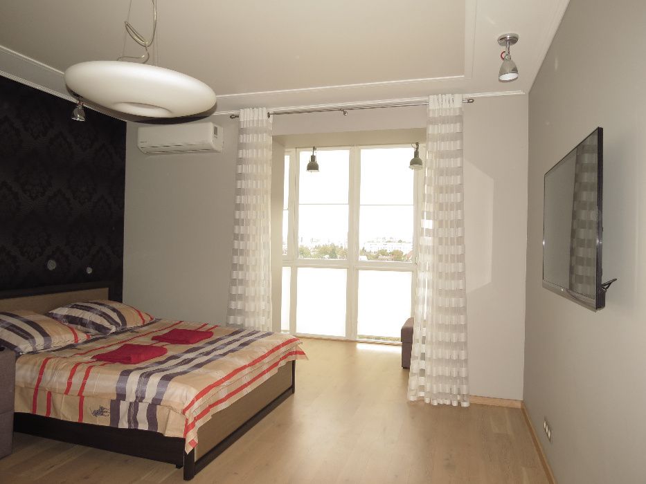 Уютная квартира возле Порт Сити , Автовокзал,Ж/Д , Smart TV