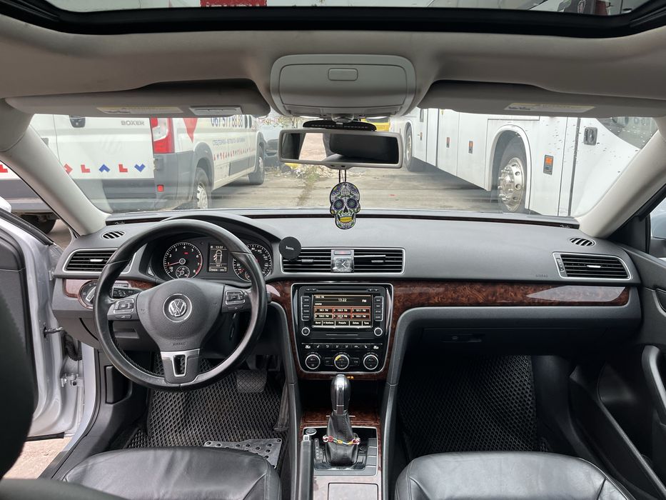 Продам Volkswagen Passat B7 2.5 бензин