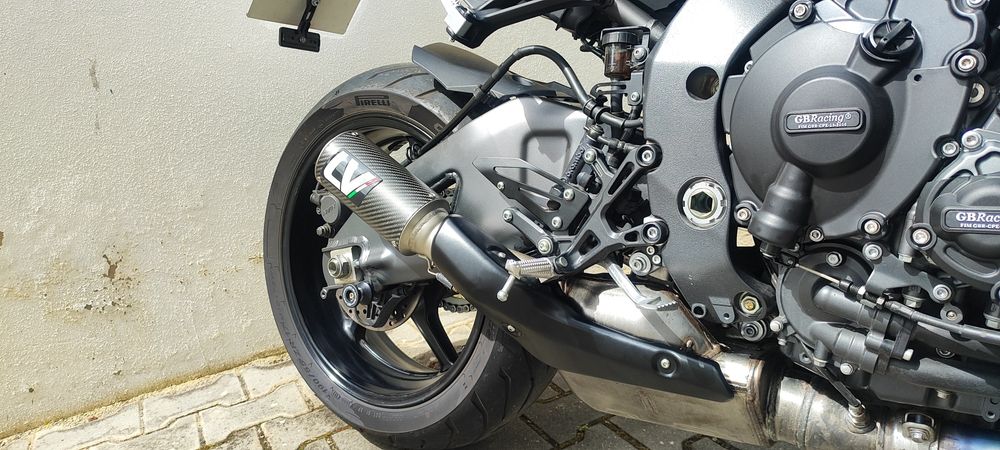 Ponteira Leo vince Corsa carbono Yamaha MT-10