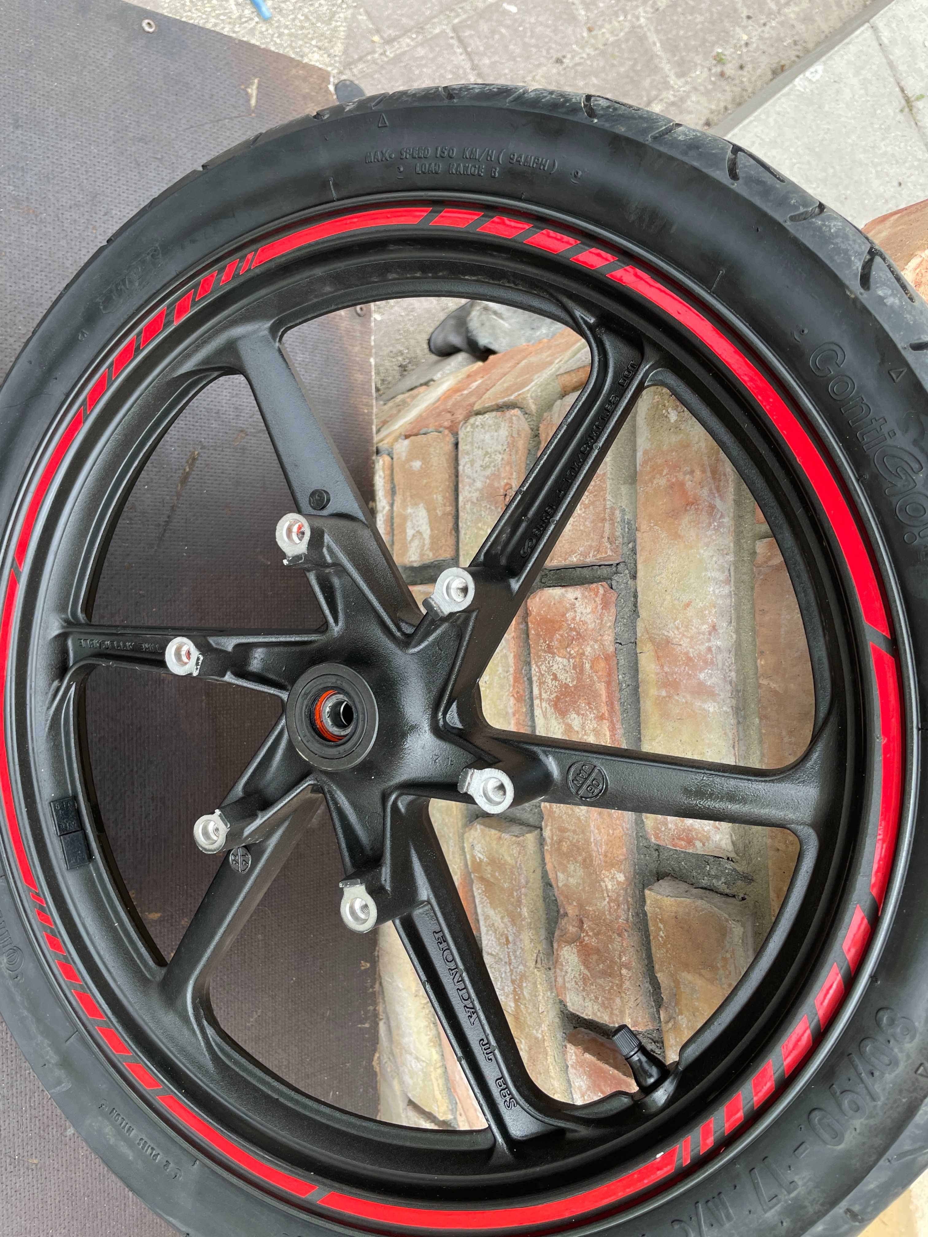 Felga przednia prosta stan bdb Honda cbr 125 JC 34