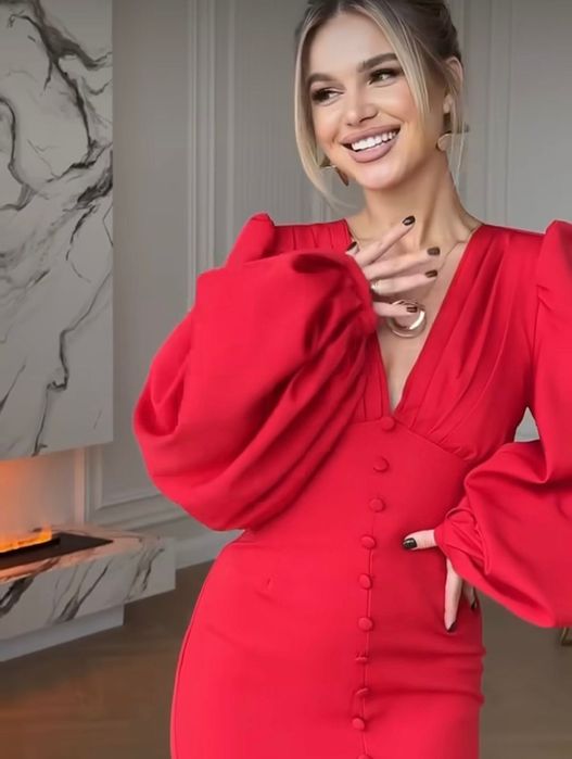 Czerwona krótka sukienka z guziczkami bufiaste rękawy 34 xs