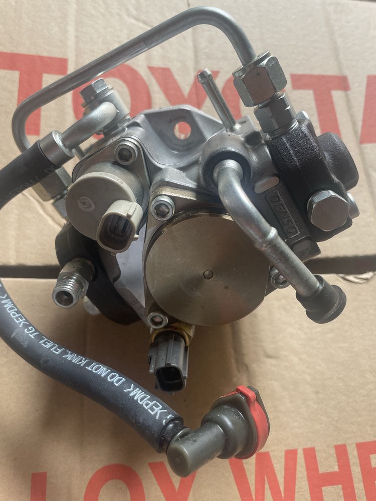Pompa Wtryskowa paliwa Toyota nowa Denso Rav4 Verso Avensis inne 2.2