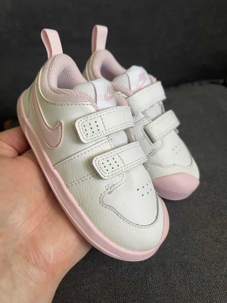Кросівки дитячі для дівчинки Nike Pico 5 розм. 25 ( 15,5 см)