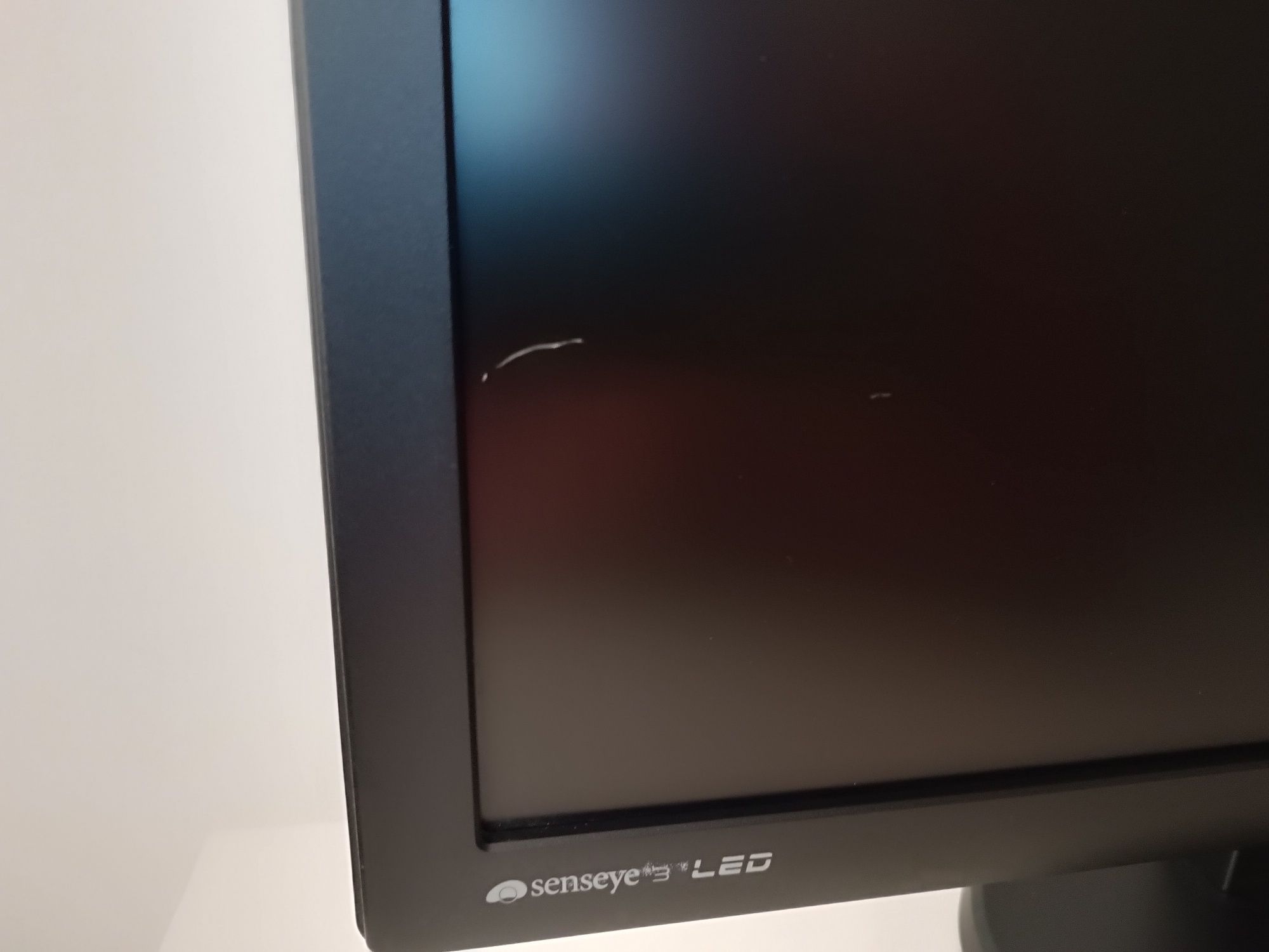 Monitor LCD 21,5" BenQ GL2251 głośniki VGA DVI 100% sprawny