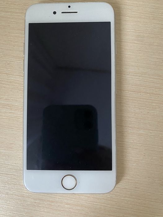 Iphone 8 ідеальний стан