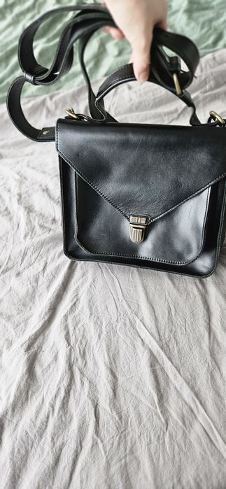 Шкіряна сумка жіноча через плече від boorbon