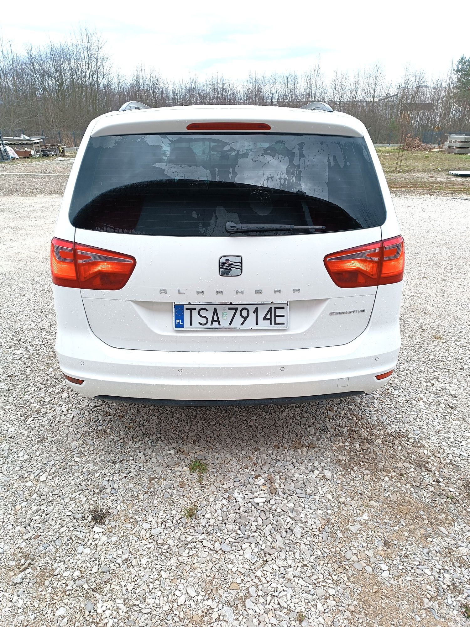 Seat Alhambra doinwestowany super stan bez wkładu.Polecam.