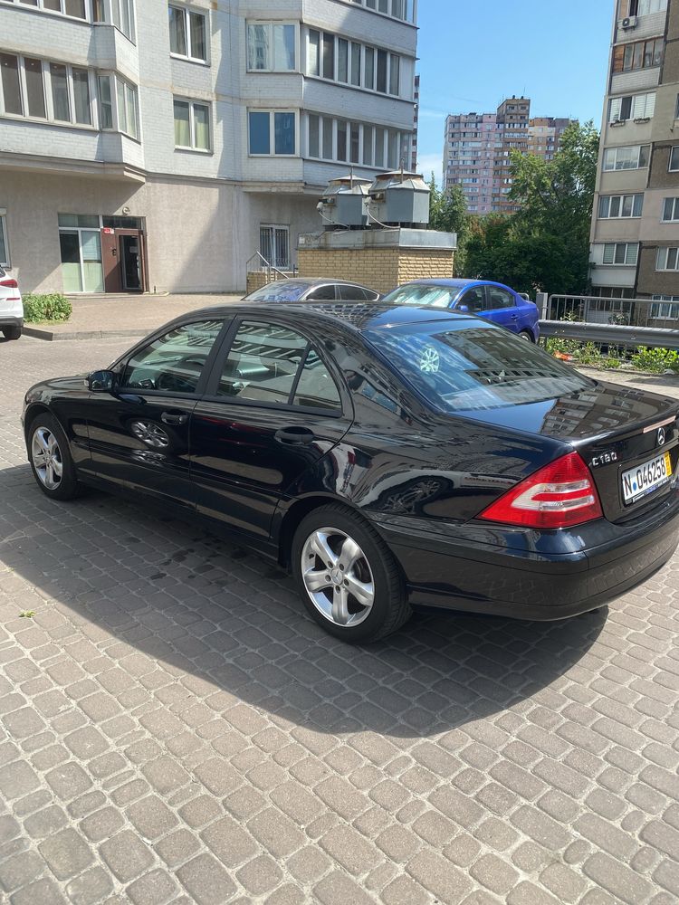 Mercedes Benz c180 2005